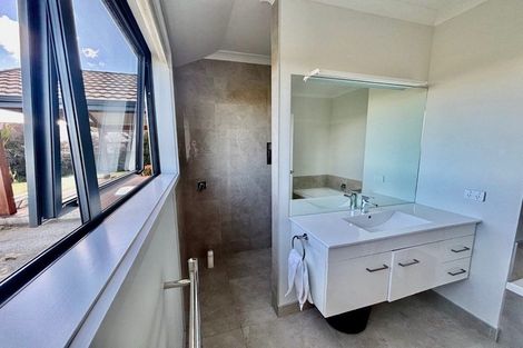 Photo of property in 10 Quarry Ridge, Poraiti, Napier, 4182