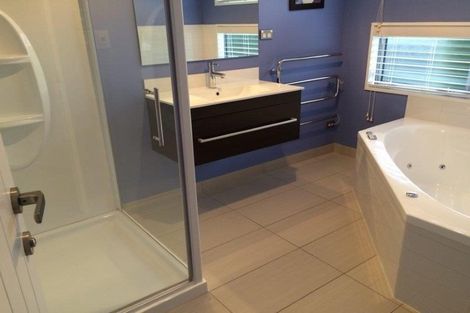 Photo of property in 4 Mcfarlane Terrace, Wanaka, 9305