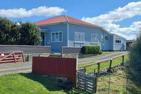 Photo of property in 6 Egmont Street, Normanby, Hawera, 4614