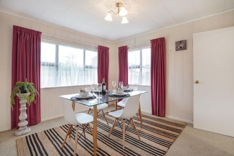 Photo of property in 124 Amberley Avenue, Highbury, Palmerston North, 4412