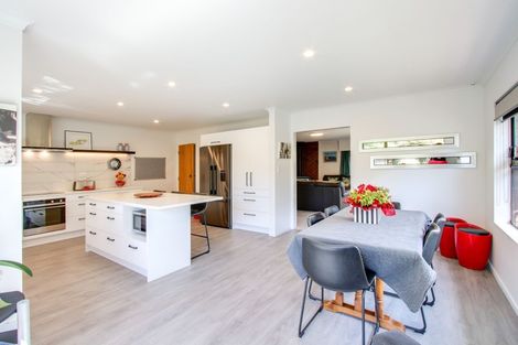 Photo of property in 1/100 Avondale Road, Taradale, Napier, 4112