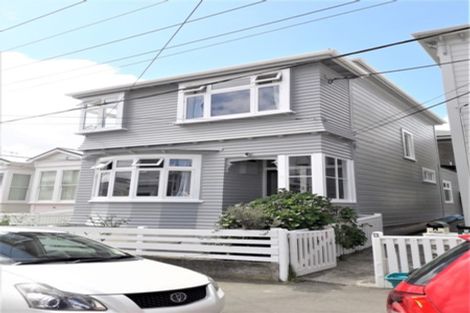 Photo of property in 11 Caroline Street, Mount Victoria, Wellington, 6011