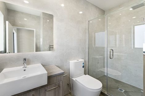 Photo of property in 17 Emerald Avenue, Rosehill, Papakura, 2113
