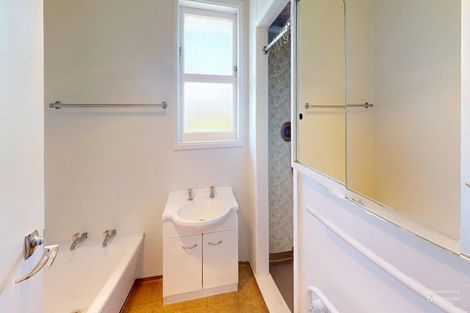 Photo of property in 8 Iris Place, Bastia Hill, Whanganui, 4500