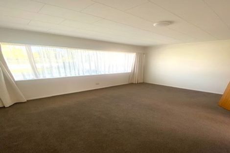 Photo of property in 2/13 Walter Street, Hauraki, Auckland, 0622