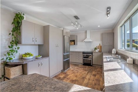 Photo of property in 44 Queen Street, Winton, 9720