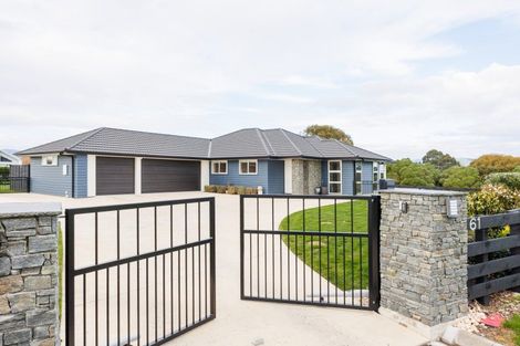 Photo of property in 61 Hartwell Drive, Kelvin Grove, Palmerston North, 4470