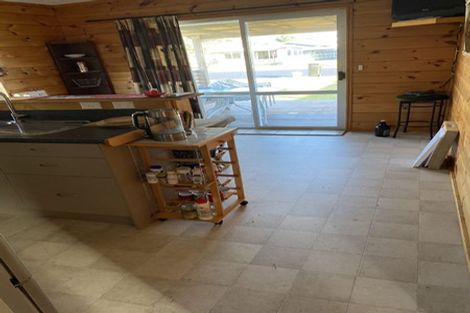 Photo of property in 112a Barbara Avenue, Whangamata, 3620