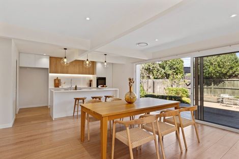 Photo of property in 43 Wai-iti Terrace, Burnside, Christchurch, 8052