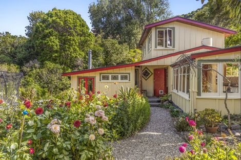 Photo of property in 21 Airlie Street, Glenduan, Nelson, 7071