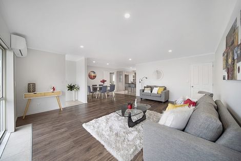 Photo of property in 39 Jadewynn Drive, Massey, Auckland, 0614