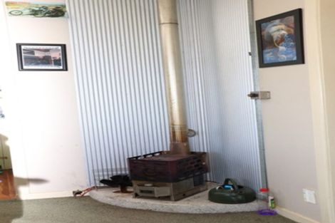 Photo of property in 38 Surrey Street, Orepuki, Riverton, 9881