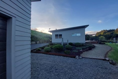 Photo of property in 327 Ahuroa Road, Puhoi, Warkworth, 0994