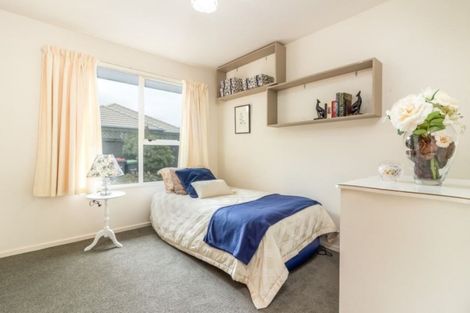 Photo of property in 1/6 Innisfree Place, Northwood, Christchurch, 8051