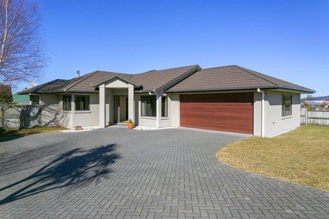 Photo of property in 29 Acacia Bay Road, Nukuhau, Taupo, 3330