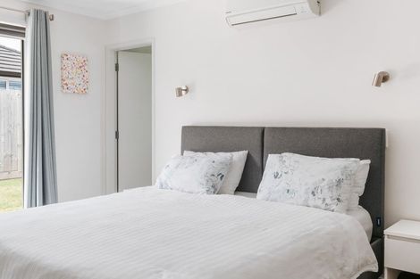 Photo of property in 34 Charlotte Drive, Omokoroa, 3114