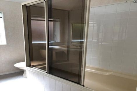 Photo of property in 1/36 Nihill Crescent, Mission Bay, Auckland, 1071