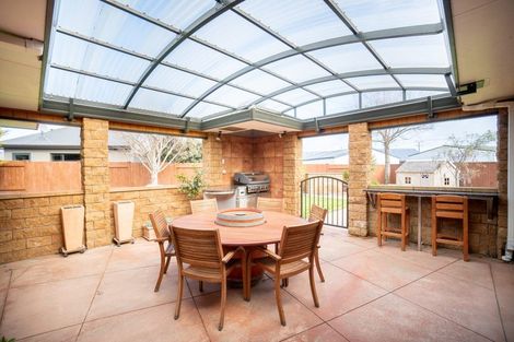 Photo of property in 176 Kelvin Grove Road, Kelvin Grove, Palmerston North, 4414