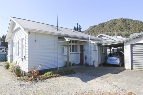 Photo of property in 49 Shiel Street, Reefton, 7830