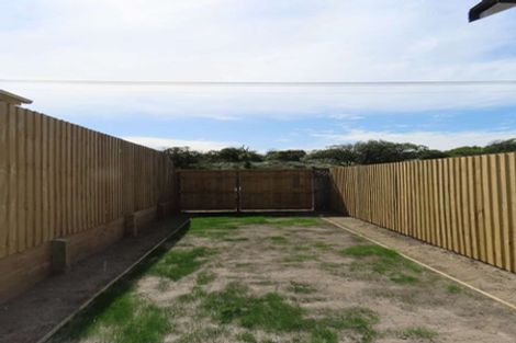 Photo of property in 2/246 Marine Parade, New Brighton, Christchurch, 8061