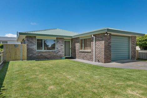 Photo of property in 13 Tasman Street, Opunake, 4616