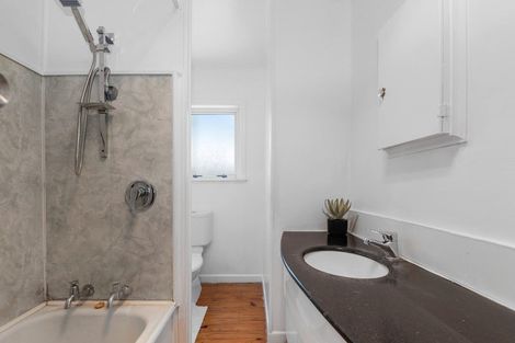 Photo of property in 1 Roosevelt Road, Western Heights, Rotorua, 3015