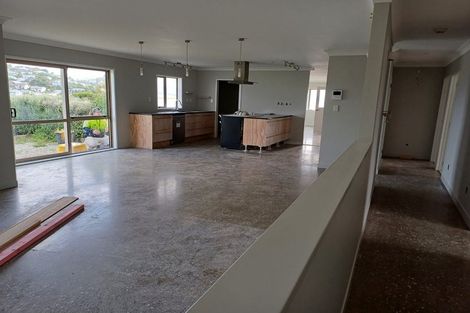 Photo of property in 15 Epic Way, Newlands, Wellington, 6037