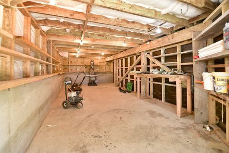 Photo of property in 165 Inland Road, Helensville, 0875