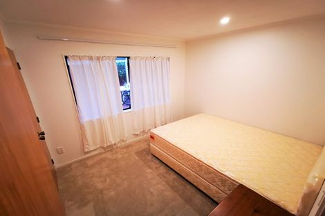 Photo of property in 1/83 Aberfeldy Avenue, Highland Park, Auckland, 2010