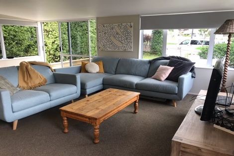 Photo of property in 2/9 Gazelle Avenue, Beach Haven, Auckland, 0626