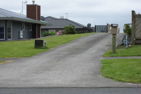 Photo of property in 2 John Sinclair Avenue, Wellsford, 0900