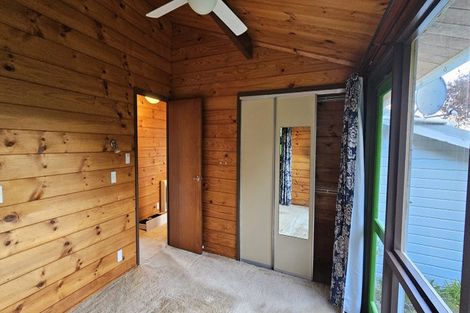Photo of property in 35 Mulberry Street, Maungaraki, Lower Hutt, 5010