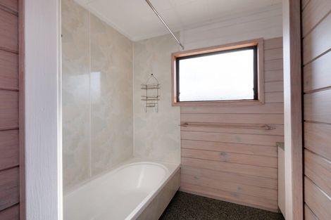 Photo of property in 13 Barbara Grove, Papamoa Beach, Papamoa, 3118