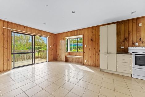 Photo of property in 30a Settlement Road, Kaiwaka, 0573