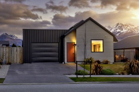 Photo of property in 45 Bannister Street, Jacks Point, Queenstown, 9371