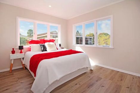 Photo of property in 1/19 Russell Road, Manurewa, Auckland, 2102