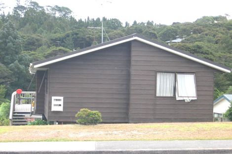 Photo of property in 2/130 Spinella Drive, Bayview, Auckland, 0629
