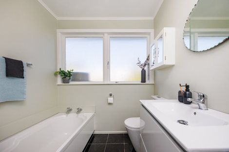 Photo of property in 3/360 College Street, West End, Palmerston North, 4410