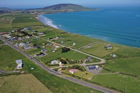 Photo of property in 1 Tuatapere Orepuki Highway, Orepuki, Riverton, 9881