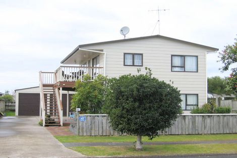 Photo of property in 112 Hampton Road, Whangamata, 3620