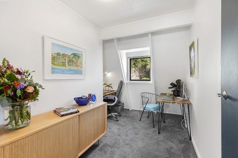 Photo of property in 49 Mantell Street, Seatoun, Wellington, 6022