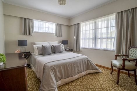 Photo of property in 2 Florio Terrace, Tawa, Wellington, 5028