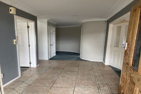 Photo of property in 27a St Annes Crescent, Wattle Downs, Auckland, 2103