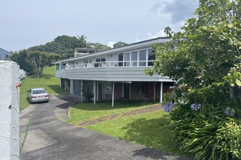 Photo of property in 98 Matipo Road, Mairangi Bay, Auckland, 0630