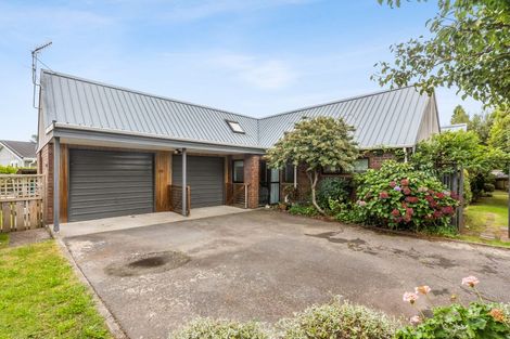 Photo of property in 100 Rimu Road, Raumati Beach, Paraparaumu, 5032