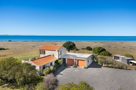 Photo of property in 16 Hinepango Drive, Rarangi, Blenheim, 7273