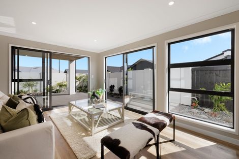 Photo of property in 32 Saint Thomas Avenue, Pyes Pa, Tauranga, 3112