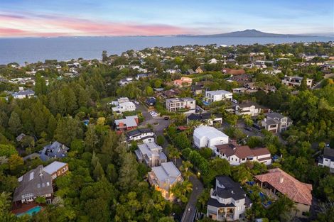 Photo of property in 14 Kahikatea Close, Campbells Bay, Auckland, 0630