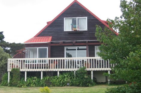 Photo of property in 17 Redfern Lane, Glenfield, Auckland, 0629