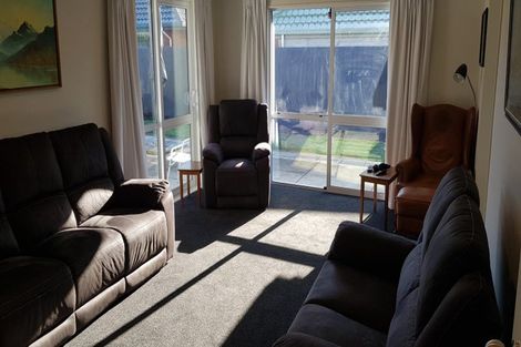 Photo of property in 7 Innisfree Place, Northwood, Christchurch, 8051